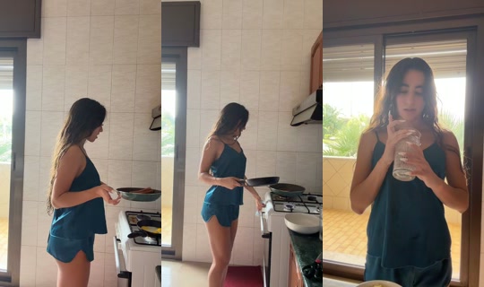 peng_ting420 TikTok Live — Aug 28, 2026, 7:04 AM