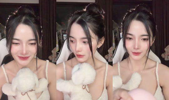 phiangdowww TikTok Live — Oct 3, 2026, 12:09 PM