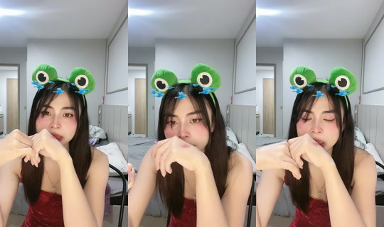 phonevilay_7788 TikTok Live — Oct 3, 2026, 5:02 PM