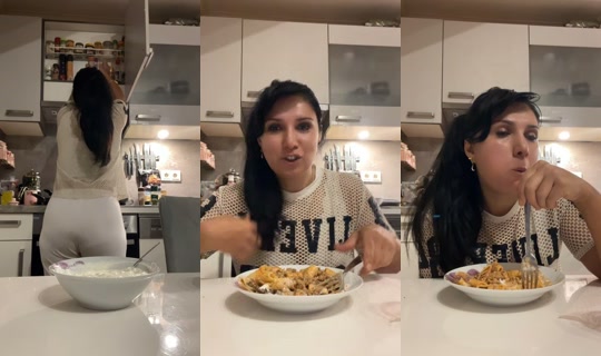 pinar_gibi TikTok Live — Oct 1, 2026, 5:22 PM