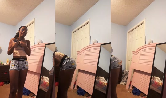 pink__.panda TikTok Live — Aug 25, 2026, 9:56 PM