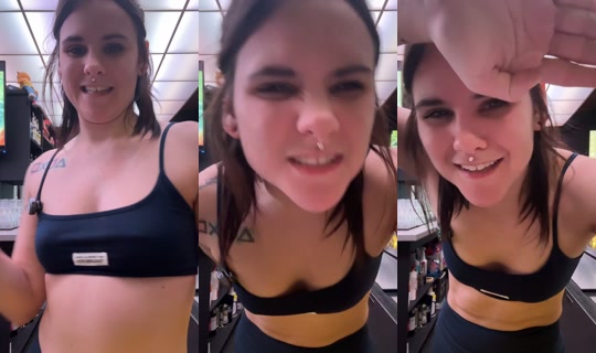 pinkiipeach TikTok Live — Sep 7, 2026, 11:16 PM