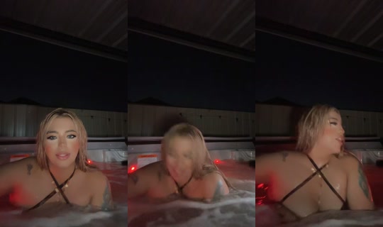 plastic_princess00_ TikTok Live — Aug 29, 2026, 10:47 AM
