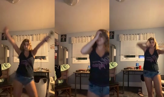playgirlbunny_ TikTok Live — Aug 24, 2026, 1:51 AM