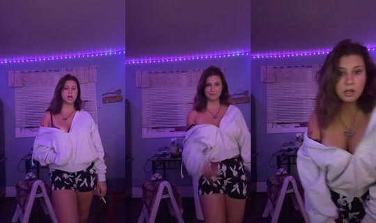 playgirlbunny_ TikTok Live — Sep 22, 2026, 1:52 AM