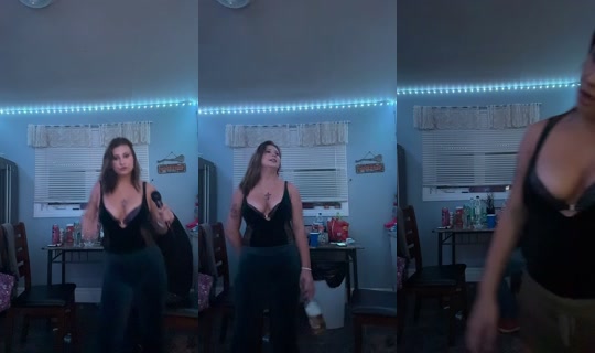 playgirlbunny_ TikTok Live — Sep 30, 2026, 1:47 AM