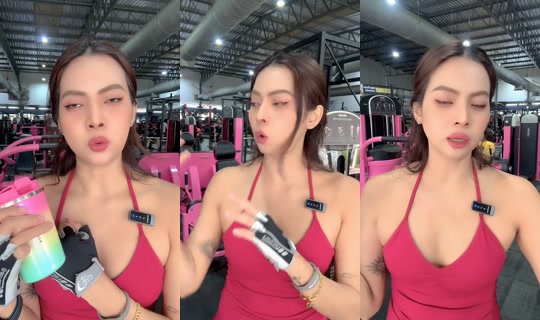 pomelo9000 TikTok Live — Oct 5, 2026, 8:28 AM
