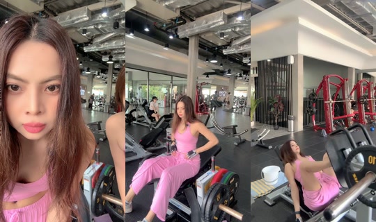 pomelo9000 TikTok Live — Oct 6, 2026, 8:39 AM
