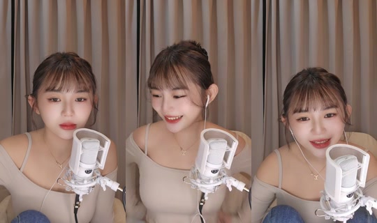 poppy___v TikTok Live — Oct 3, 2026, 11:03 AM