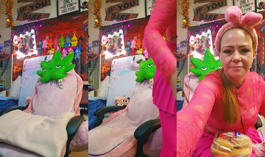 powerpufqueen420 TikTok Live — Oct 9, 2026, 2:22 AM