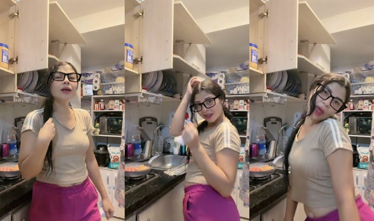 poweryuleidis1 TikTok Live — Oct 1, 2026, 10:57 PM