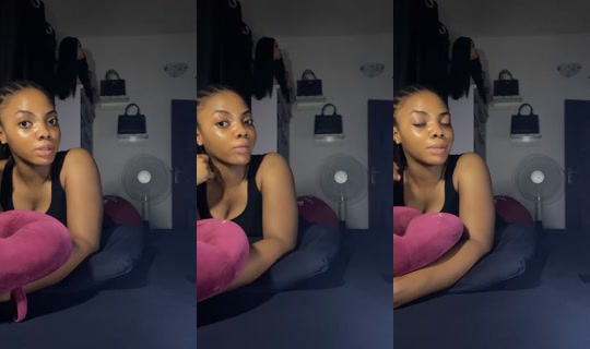 prettyella_aura_2 TikTok Live — Oct 2, 2026, 2:54 AM
