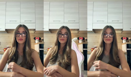 prettykirochka TikTok Live — Oct 8, 2026, 10:16 AM