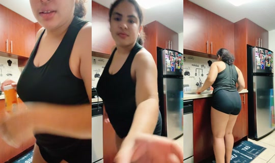 prettylilly_3 TikTok Live — Aug 20, 2026, 12:45 AM