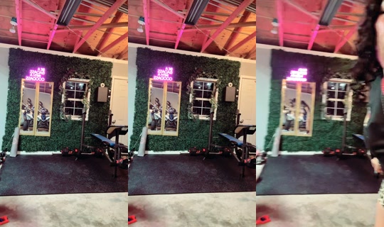 prettyylilly TikTok Live — Oct 3, 2026, 4:02 AM