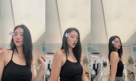 pueng_bb TikTok Live — Oct 3, 2026, 3:34 AM