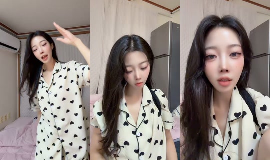 pweeu TikTok Live — Aug 31, 2026, 4:53 PM