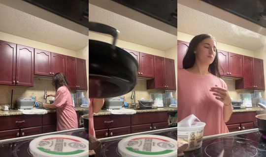 pyttrella TikTok Live — Aug 25, 2026, 1:49 AM
