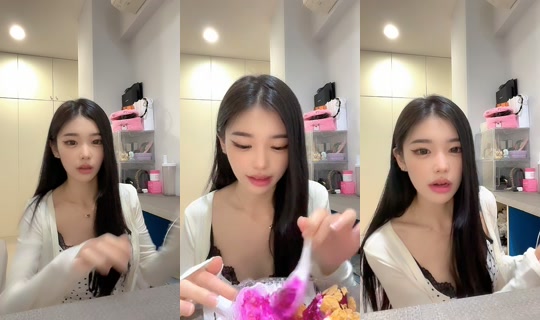 qnita.7 TikTok Live — Aug 21, 2026, 11:37 AM