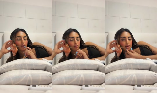qq77748 TikTok Live — Sep 1, 2026, 12:11 PM