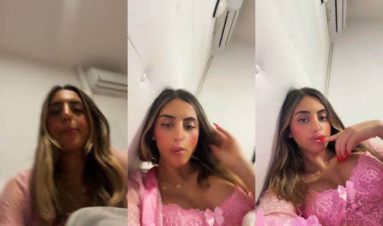 qq77748 TikTok Live — Oct 2, 2026, 9:59 PM