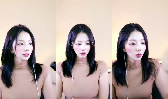 qr.i_s TikTok Live — Sep 30, 2026, 11:06 AM