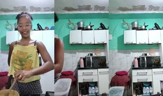 queenburpeer TikTok Live — Aug 27, 2026, 3:34 PM