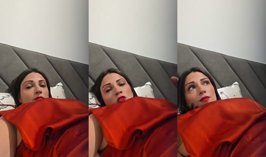 queenconsu4 TikTok Live — Oct 3, 2026, 5:15 PM