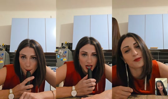 queenconsu4 TikTok Live — Oct 3, 2026, 6:16 PM