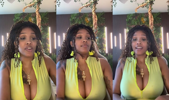 queenxadrii TikTok Live — Oct 2, 2026, 5:27 PM