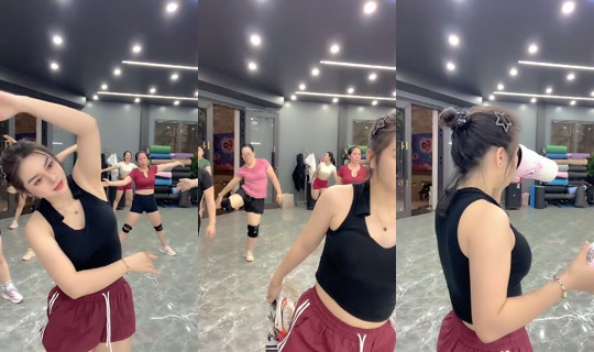 quynhmamfitness TikTok Live — Oct 8, 2026, 1:01 PM