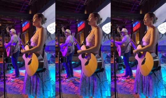 rachlovesturtles TikTok Live — Oct 4, 2026, 11:53 PM
