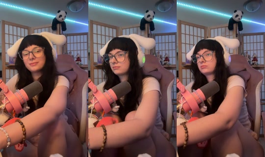 realwoo.woo TikTok Live — Aug 25, 2026, 11:42 PM