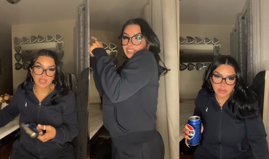 rebeca__211 TikTok Live — Oct 4, 2026, 2:51 AM