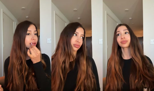 reinacosmo TikTok Live — Aug 24, 2026, 10:22 PM