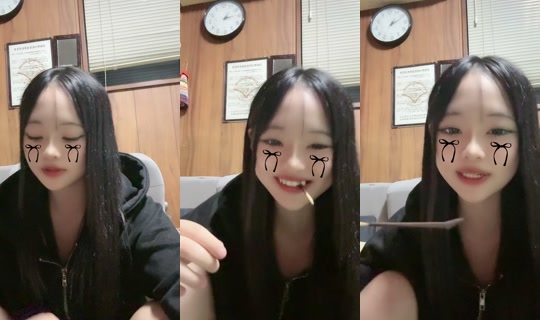 ri__na22 TikTok Live — Oct 2, 2026, 1:40 PM