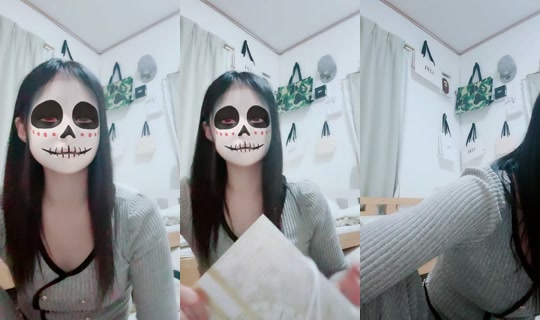 ri__na22 TikTok Live — Oct 4, 2026, 3:15 PM
