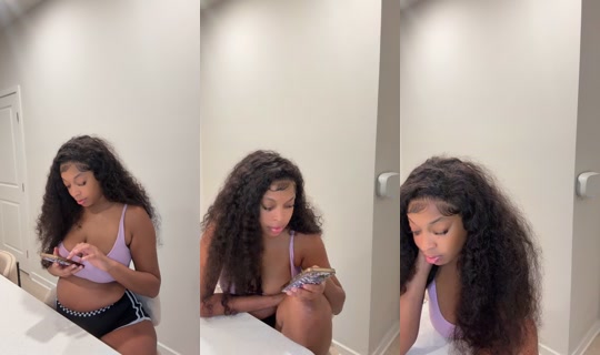 ririredddd TikTok Live — Aug 21, 2026, 11:59 PM