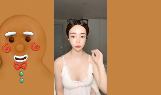 rkdud24940 TikTok Live — Oct 8, 2026, 7:55 PM