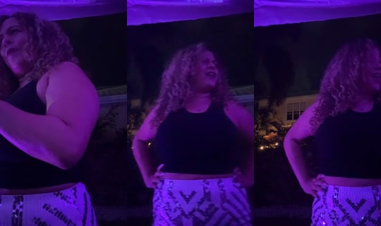 rosievibes725 TikTok Live — Oct 4, 2026, 1:14 AM