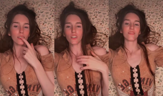 roxyswims8 TikTok Live — Sep 3, 2026, 10:14 PM