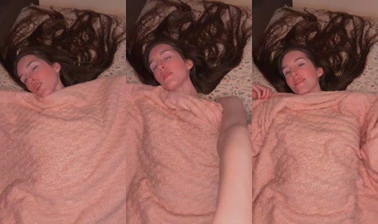 roxyswims8 TikTok Live — Sep 8, 2026, 7:56 AM