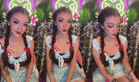 roxyyluvss TikTok Live — Aug 29, 2026, 5:36 AM