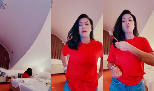 royalsoneya TikTok Live — Aug 23, 2026, 9:32 PM