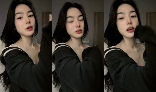 rujiporn__ TikTok Live — Oct 3, 2026, 6:46 AM