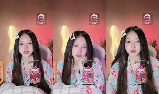 rujiraa._ TikTok Live — Sep 1, 2026, 9:29 AM