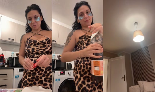sabrina98x TikTok Live — Oct 2, 2026, 4:15 AM