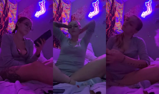 sabrinatownsend TikTok Live — Oct 4, 2026, 9:25 AM