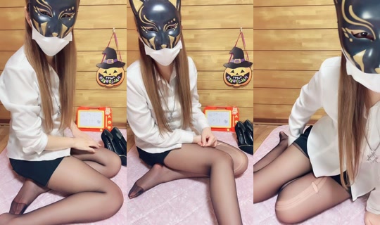 sakurasaku8008 TikTok Live — Oct 8, 2026, 11:00 AM