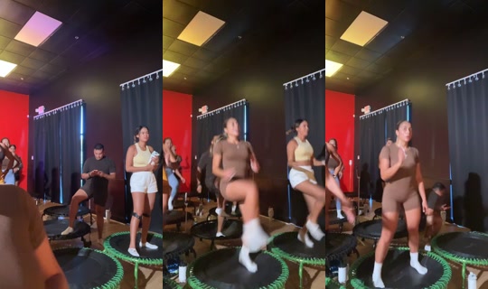 salomebustamante TikTok Live — Oct 1, 2026, 2:22 PM